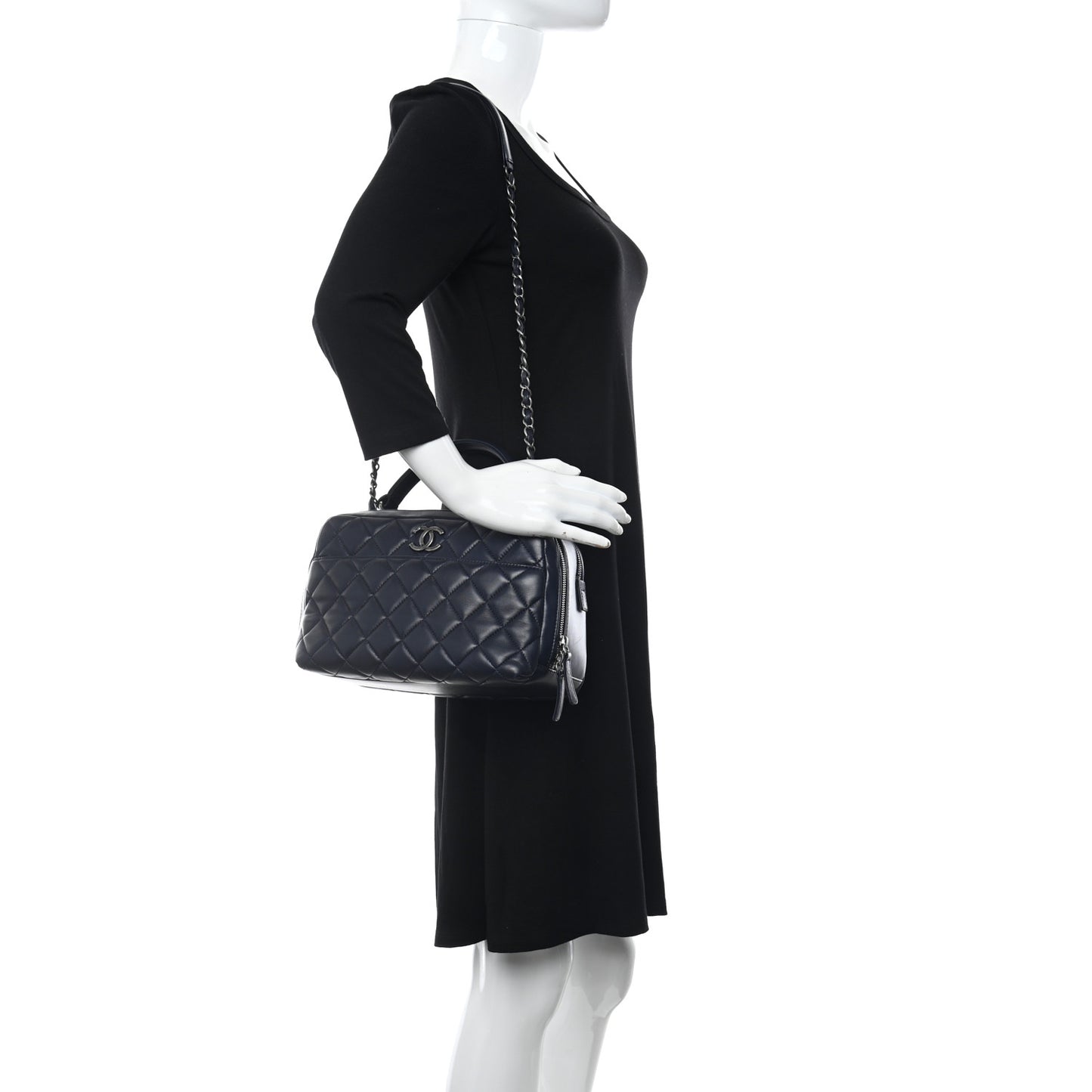 Lambskin Quilted Medium Trendy CC Bowling Bag Navy
