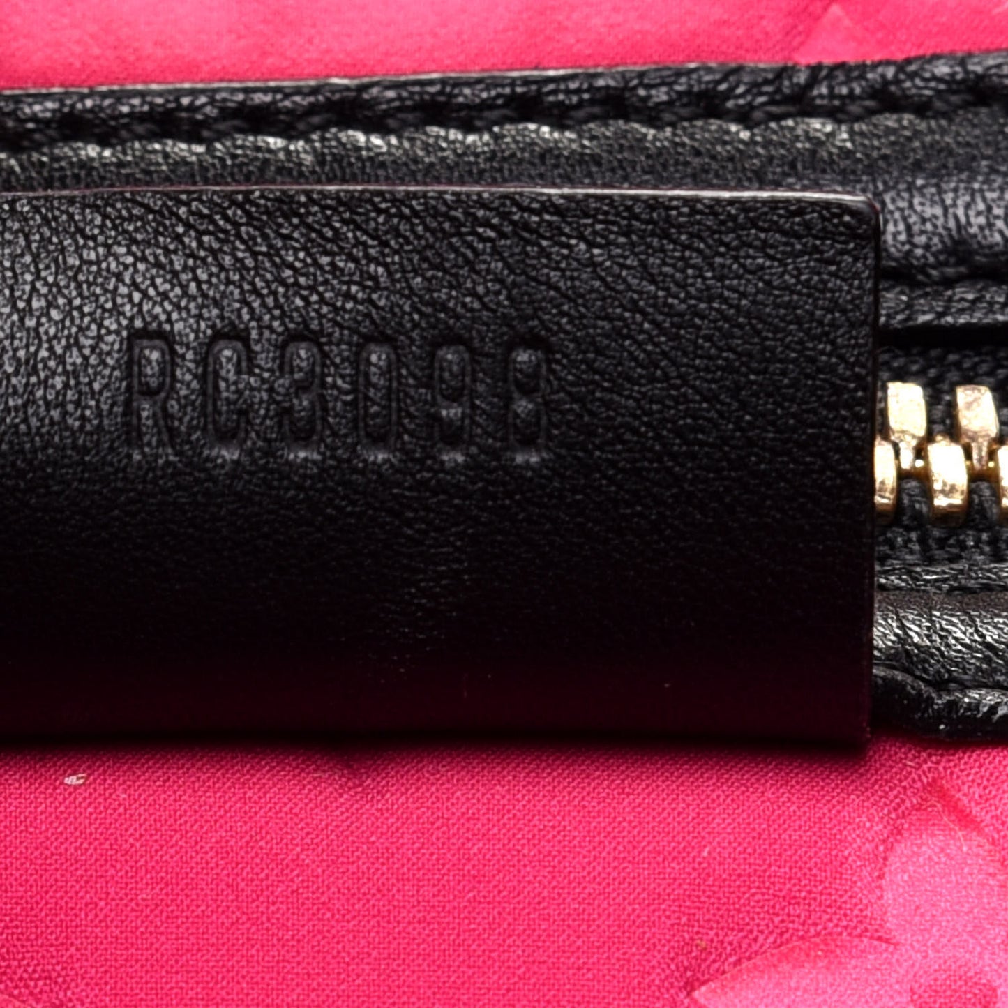 Monogram Scuba MM Fuchsia