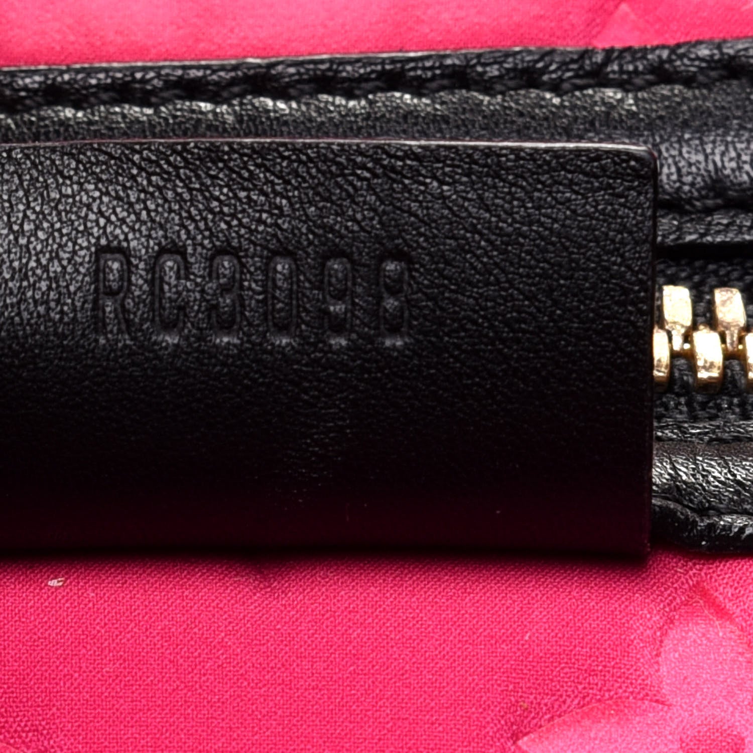 Louis Vuitton Monogram Scuba MM Fuchsia 7 of 22