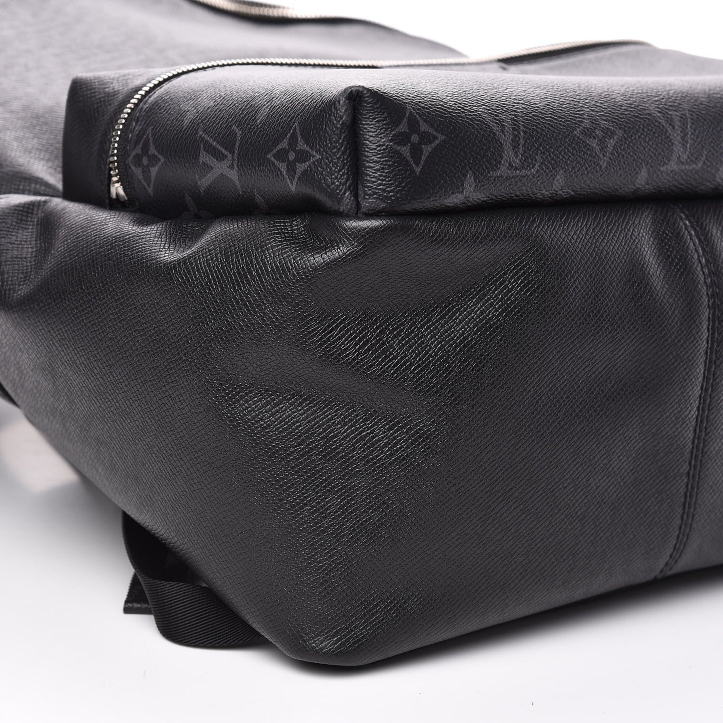 Monogram Eclipse Taiga Discovery Backpack PM
