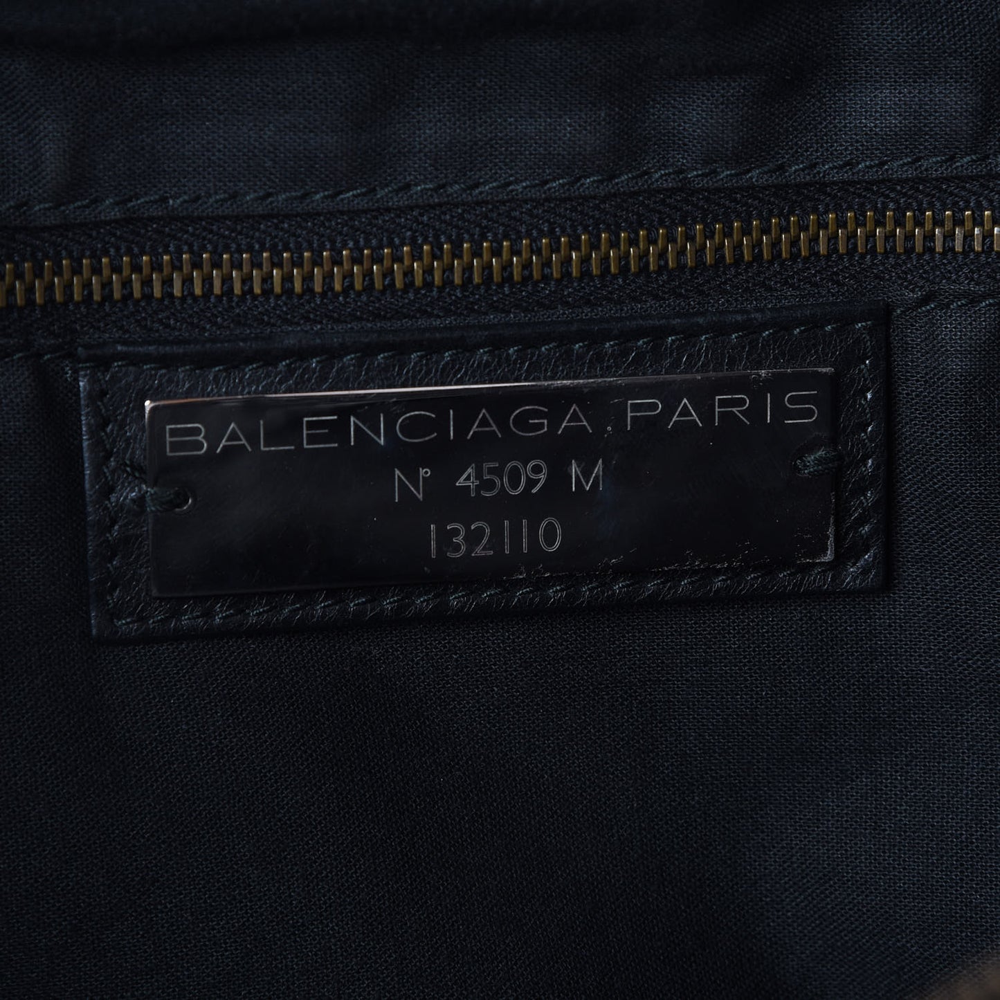 Agneau Classic Hardware Work Black