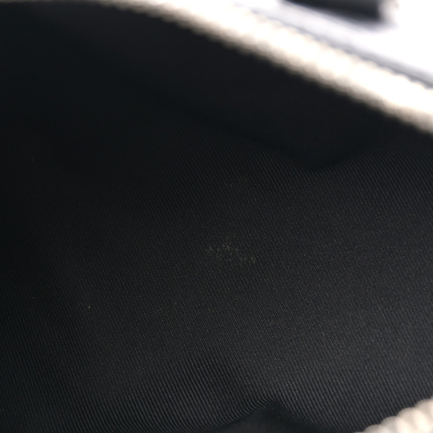 Reverse Monogram Eclipse Keepall Bandouliere 25