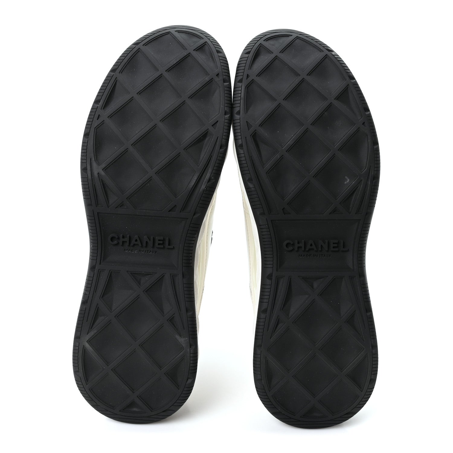 Chanel Velvet Calfskin Mixed Fibers CC Sneakers 40.5 Ivory Black 6 of 10
