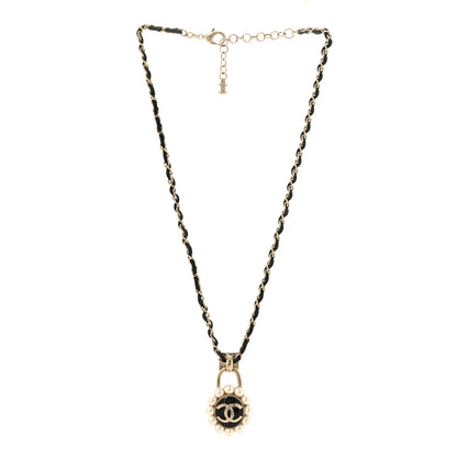 Chanel Crystal Pearl Lambskin CC Chain Necklace Gold Black Pearly White 3 of 5