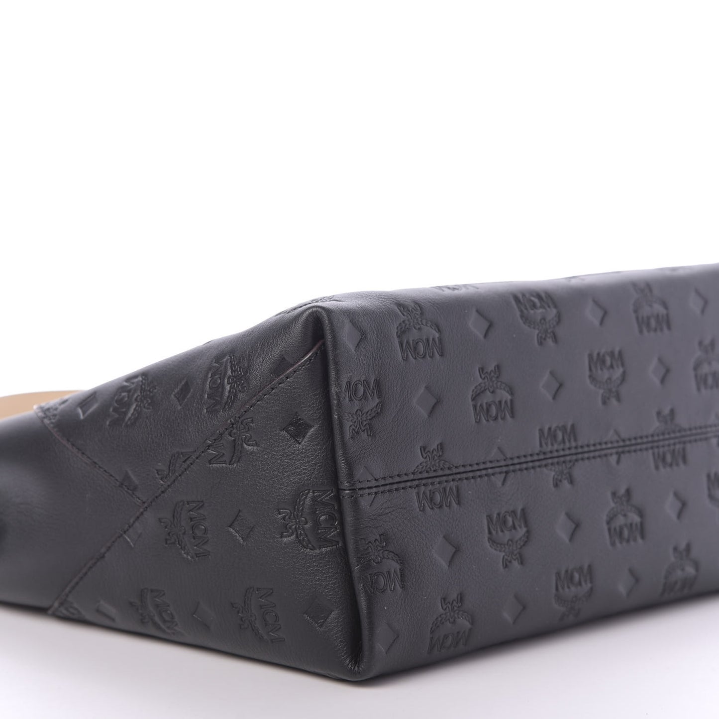 Calfskin Ottomar Medium Klara Hobo Black