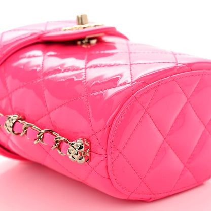 Chanel Patent Quilted CC Vani-Tea Case With Chain Neon Pink 8 of 9