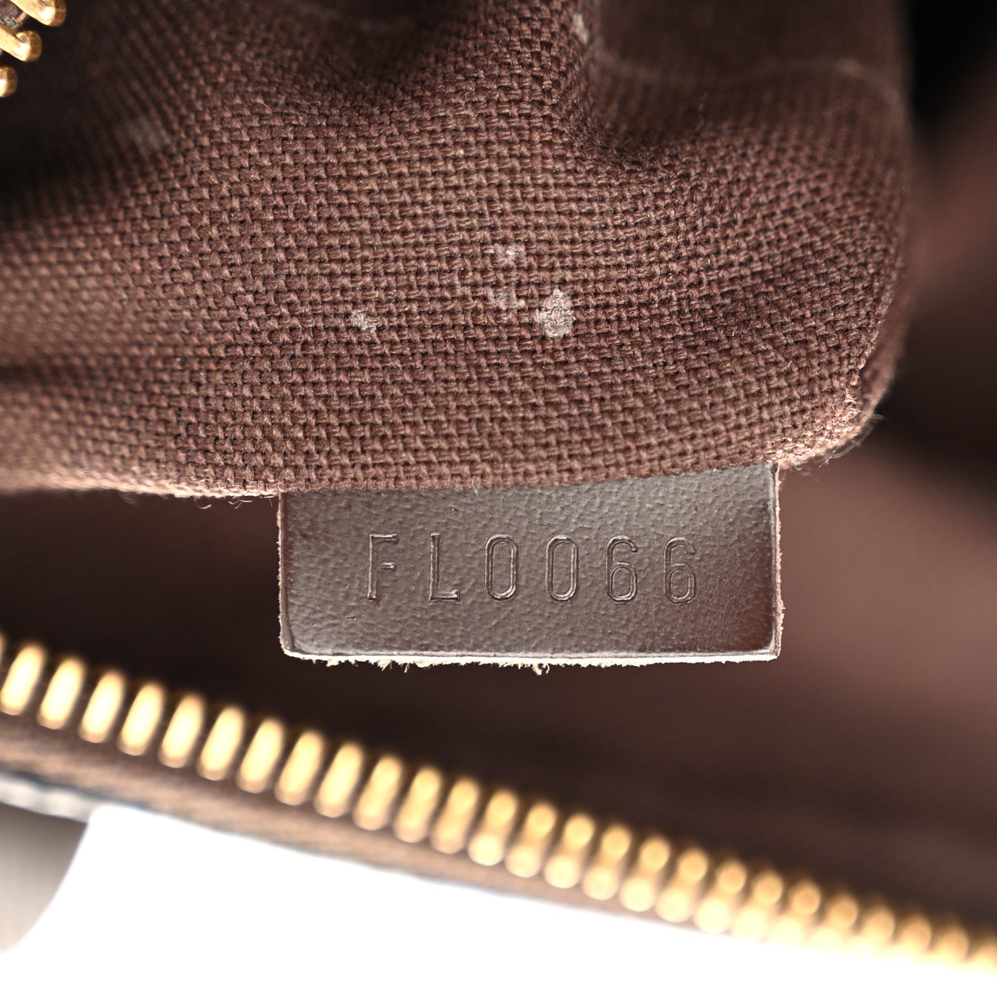 Damier Ebene Pochette Melville