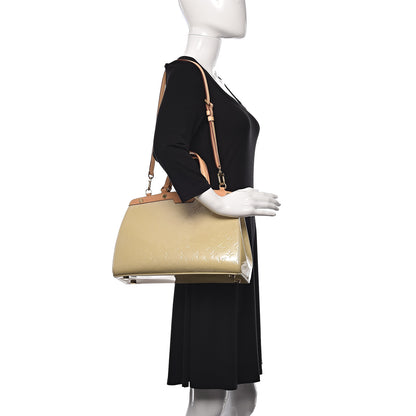 Louis Vuitton Vernis Brea MM Blanc Corail 2 of 9