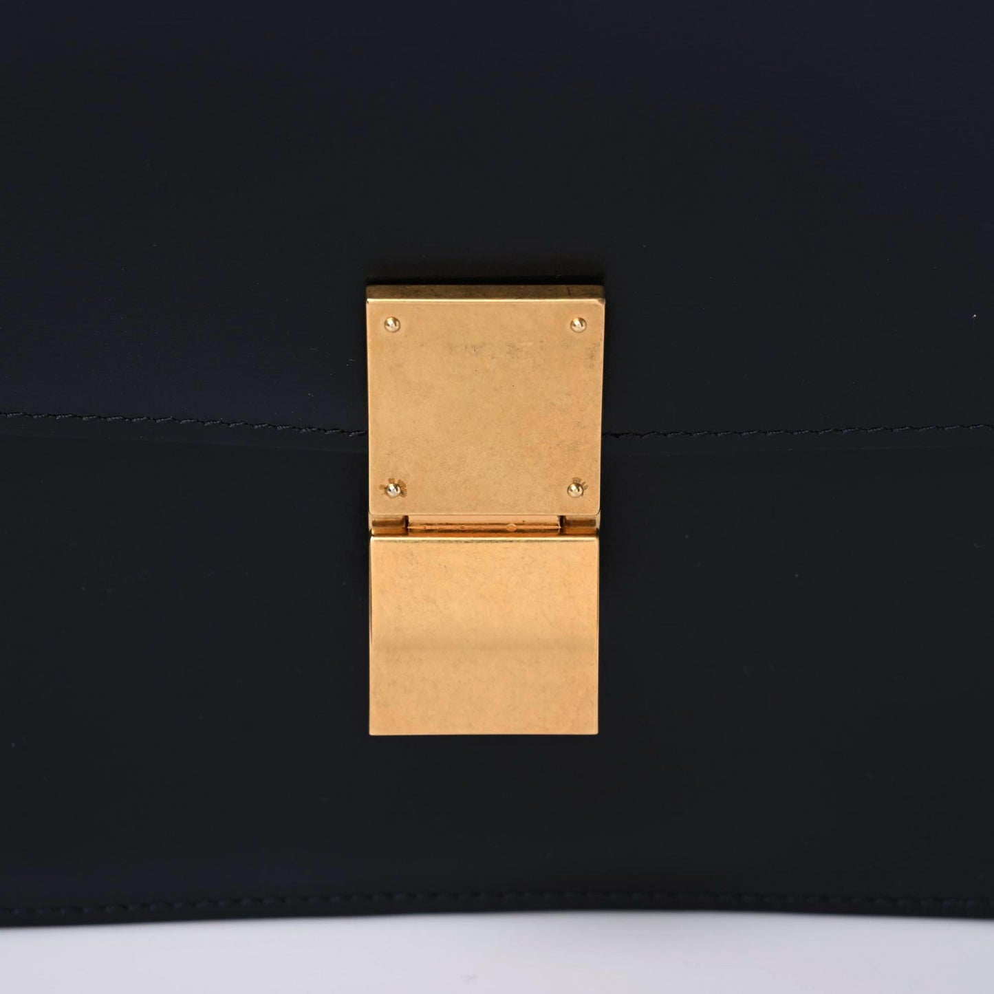 Box Calfskin Medium Classic Box Flap Bag Black