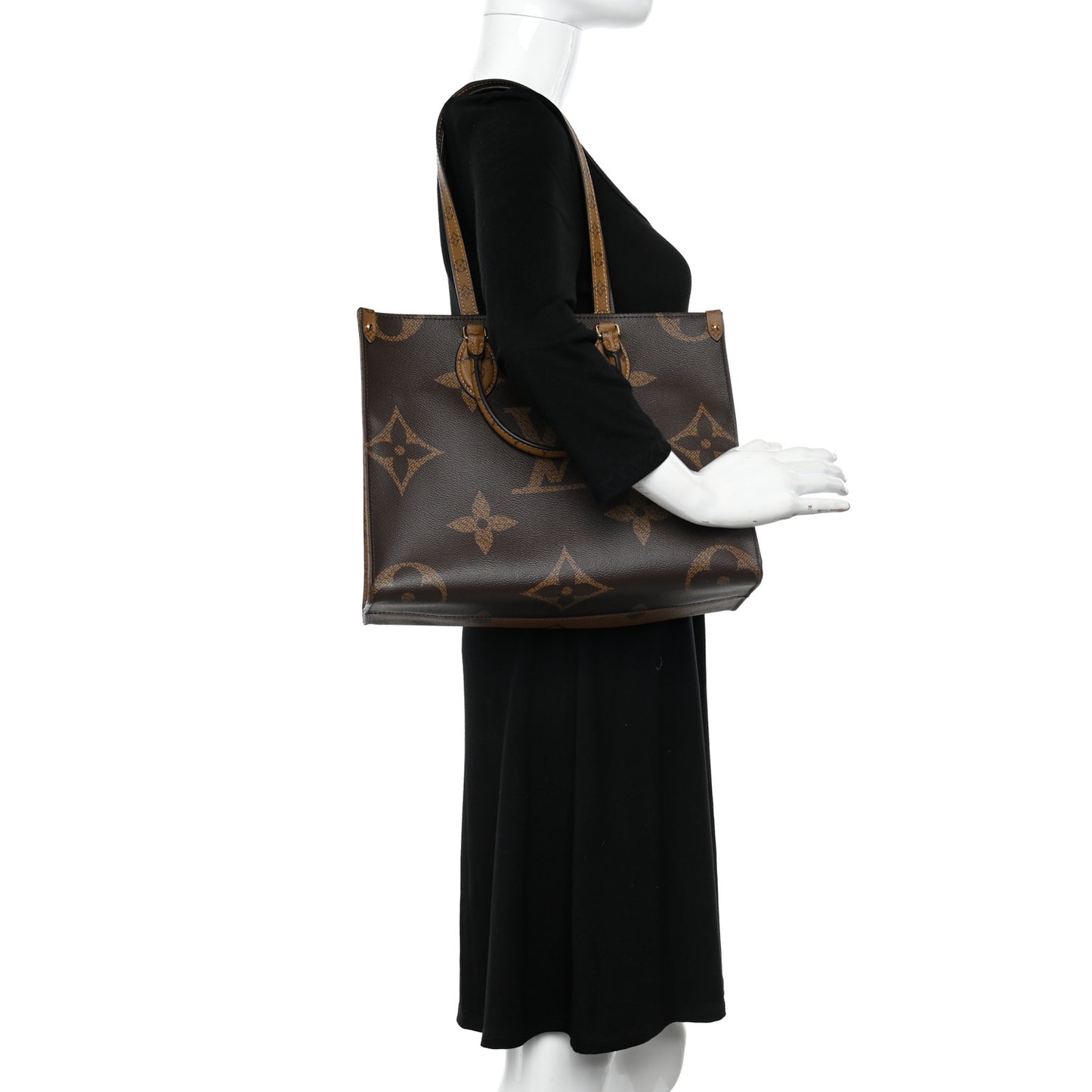 Reverse Monogram Giant Onthego MM
