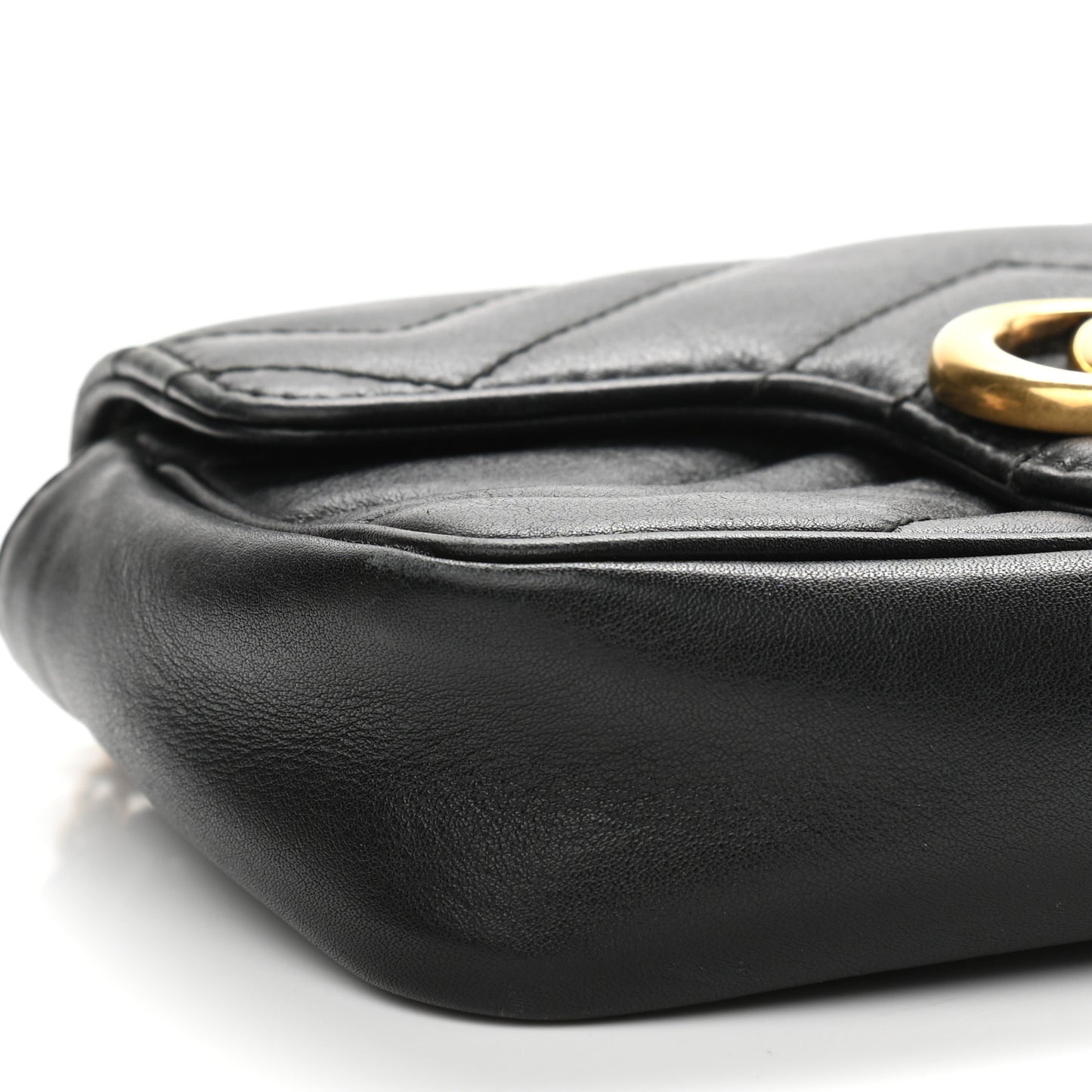 Calfskin Matelasse Super Mini GG Marmont Shoulder Bag Black