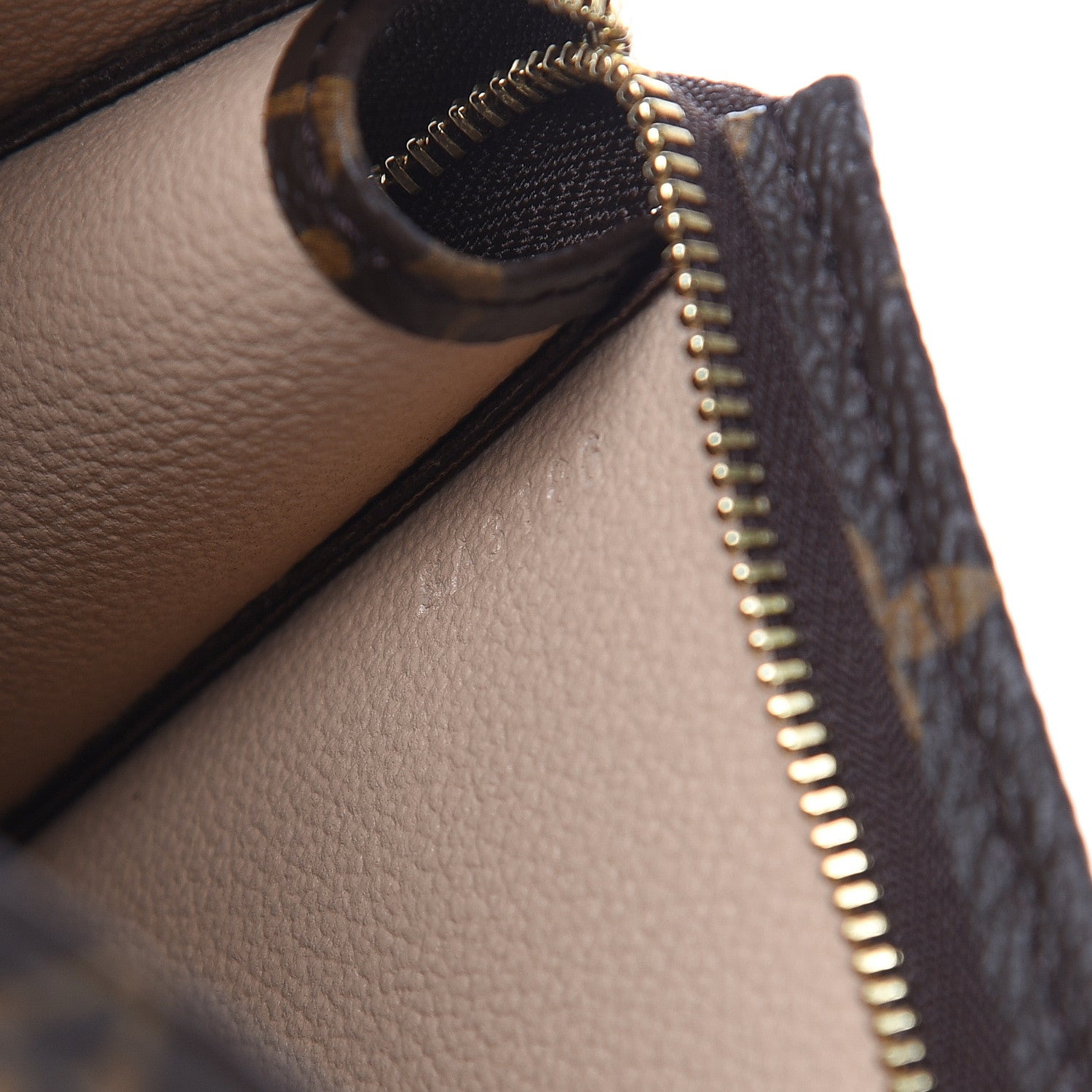 Louis Vuitton Monogram Toiletry Pouch 19 7 of 9