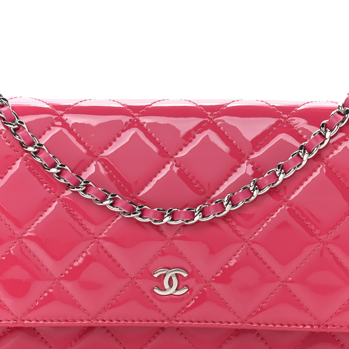 Patent Quilted Wallet On Chain WOC Fuchsia