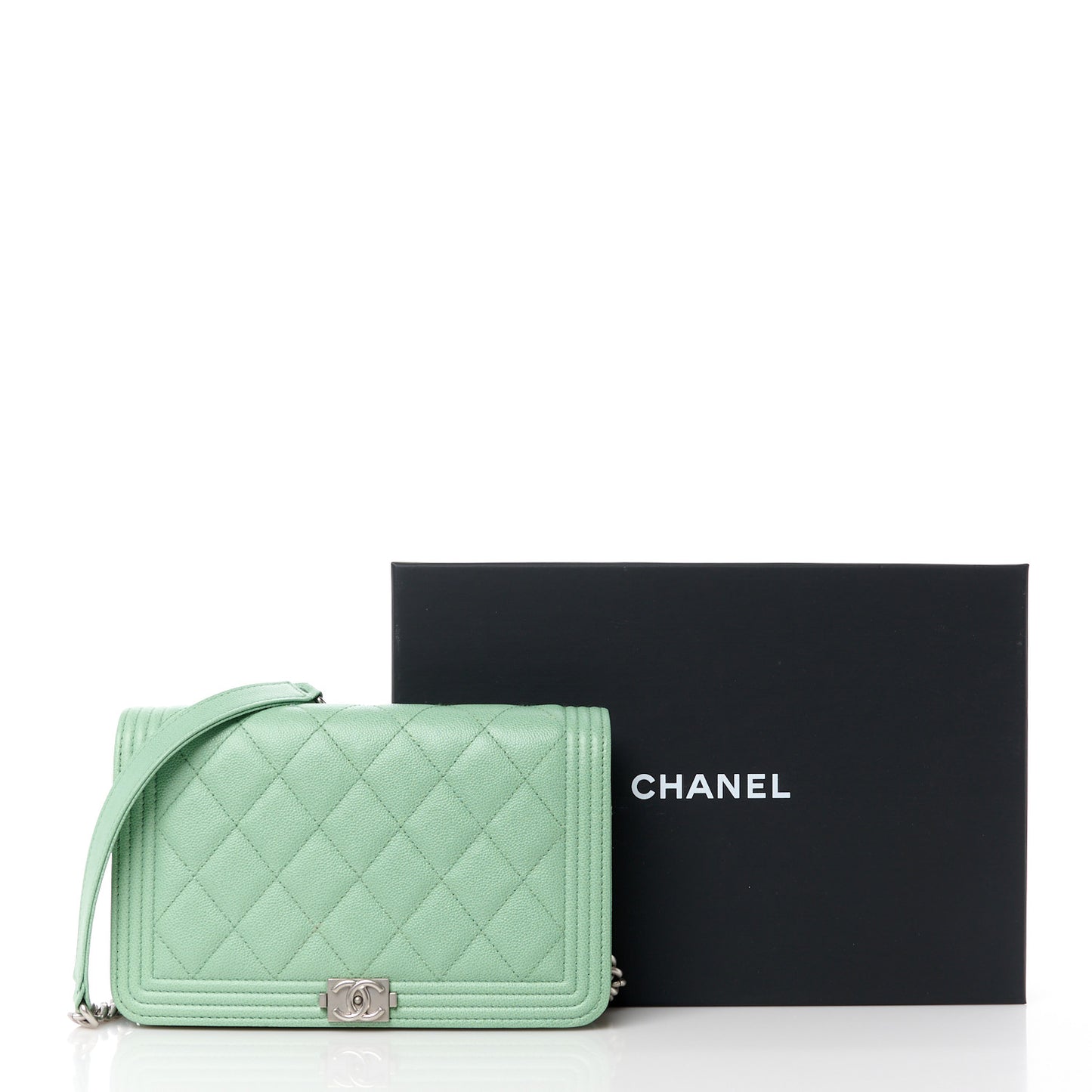 Caviar Quilted Boy Wallet On Chain WOC Light Gren