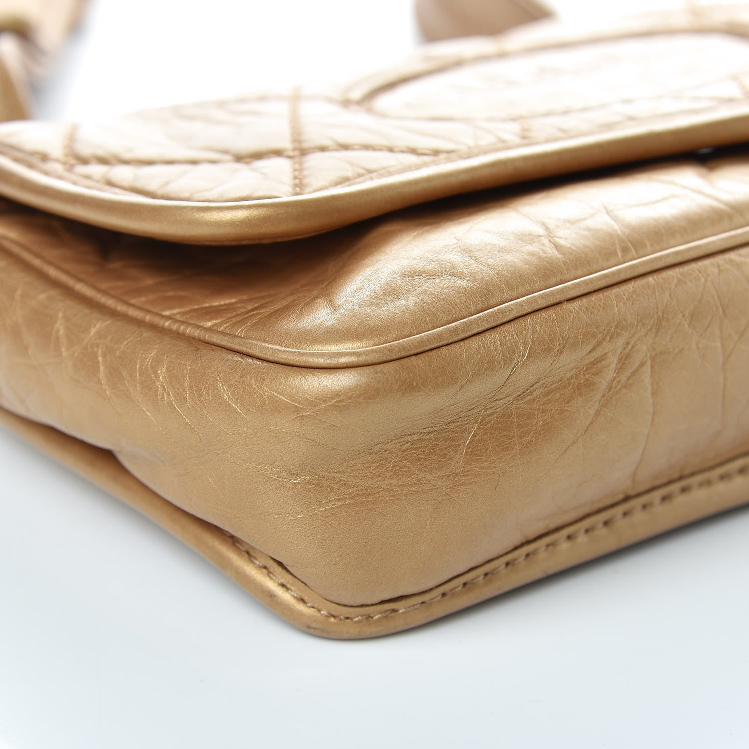 Chanel Aged Calfskin Quilted Vintage Ligne Messenger Flap Gold 8 of 11