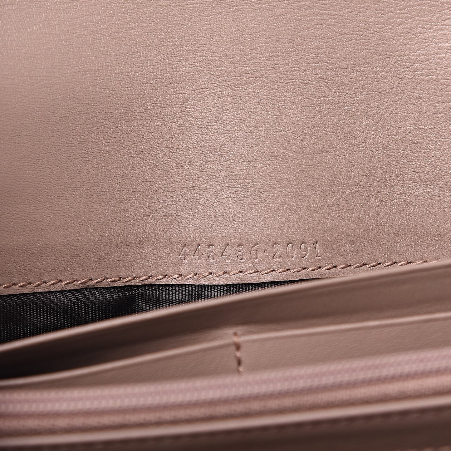 Calfskin Matelasse GG Marmont Continental Wallet Porcelain Rose