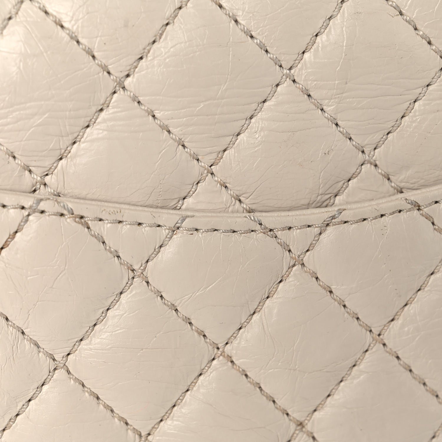 Chanel Aged Calfskin Quilted 2.55 Reissue 225 Flap White 21 of 22