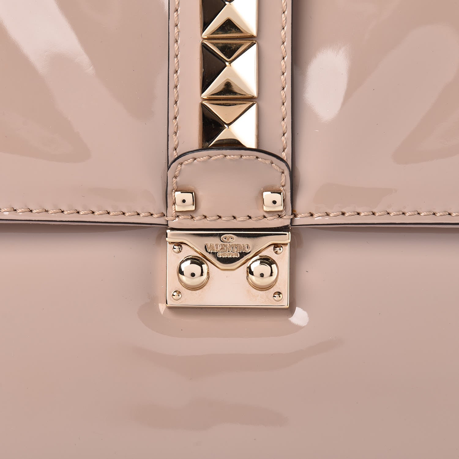 Valentino Garavani Patent Large Glam Lock Rockstud Flap Poudre 13 of 18