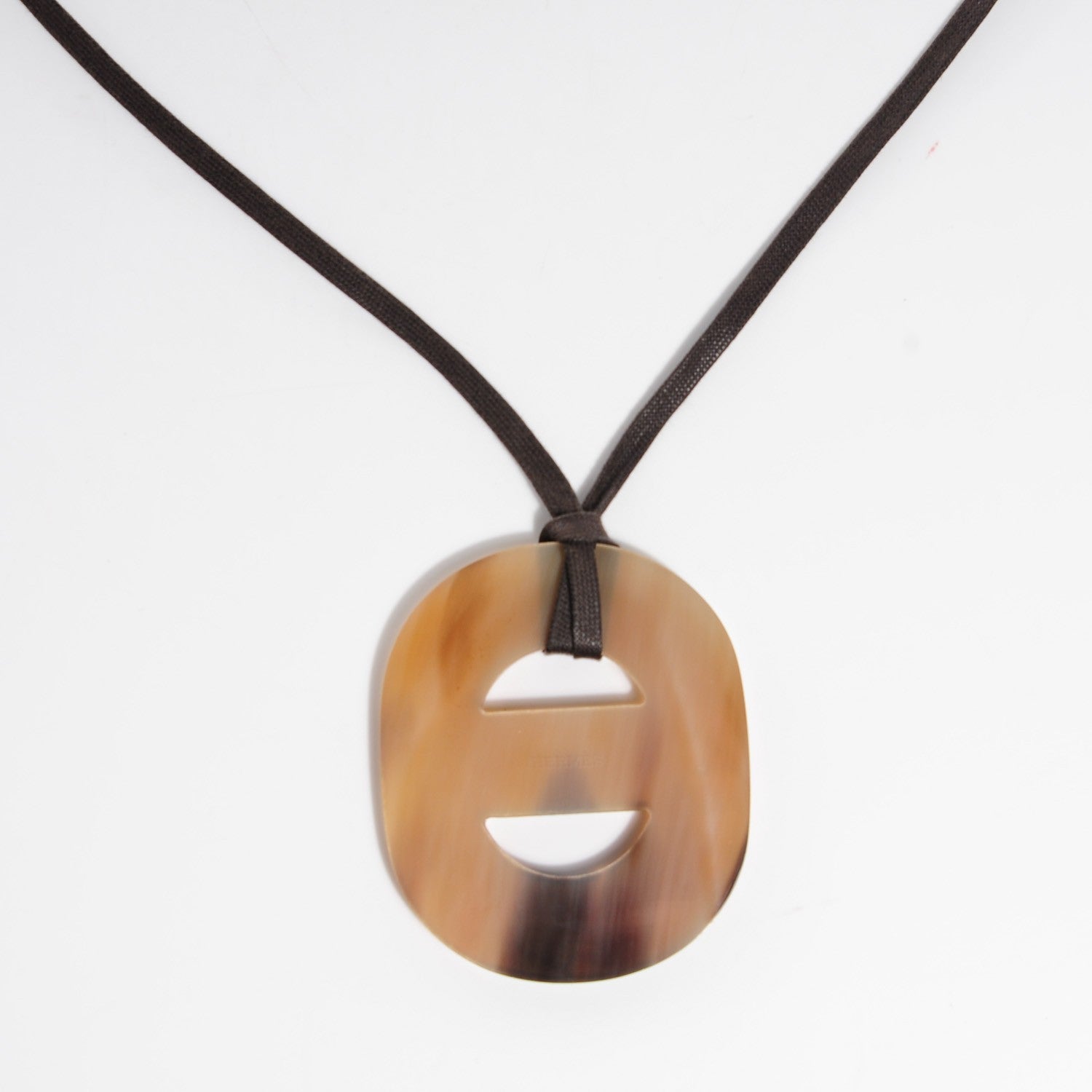 Hermes Buffalo Horn Isthme Corne de Buffle Pendant Necklace 3 of 5