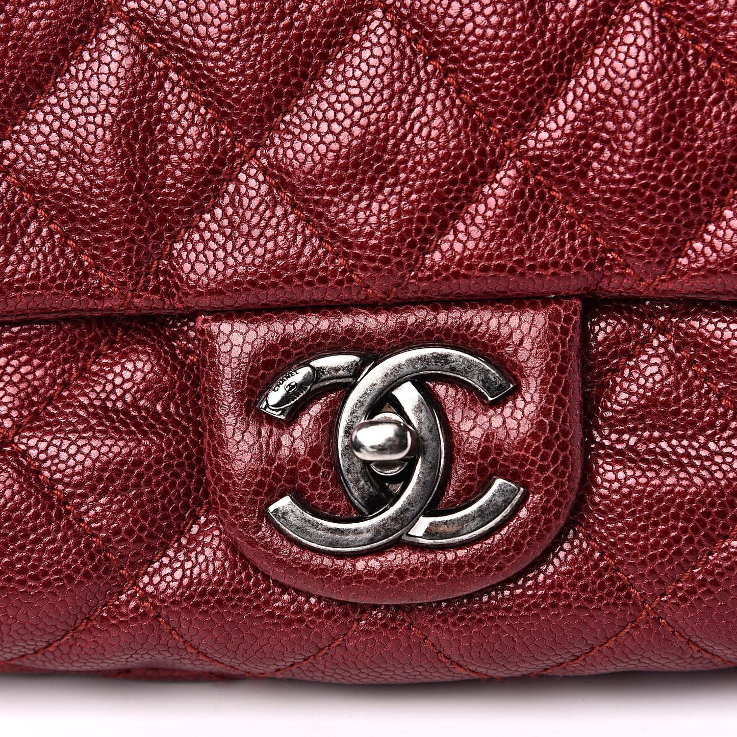 Caviar Quilted Jumbo Easy Flap Red