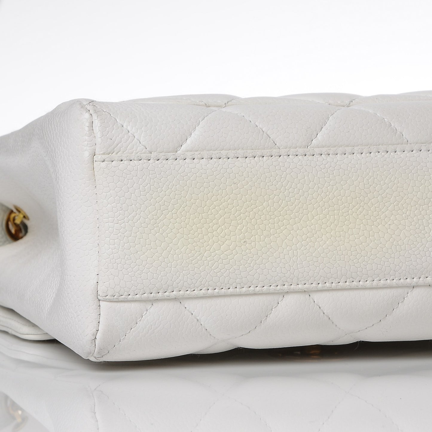 Caviar Quilted Medium Single Flap White
