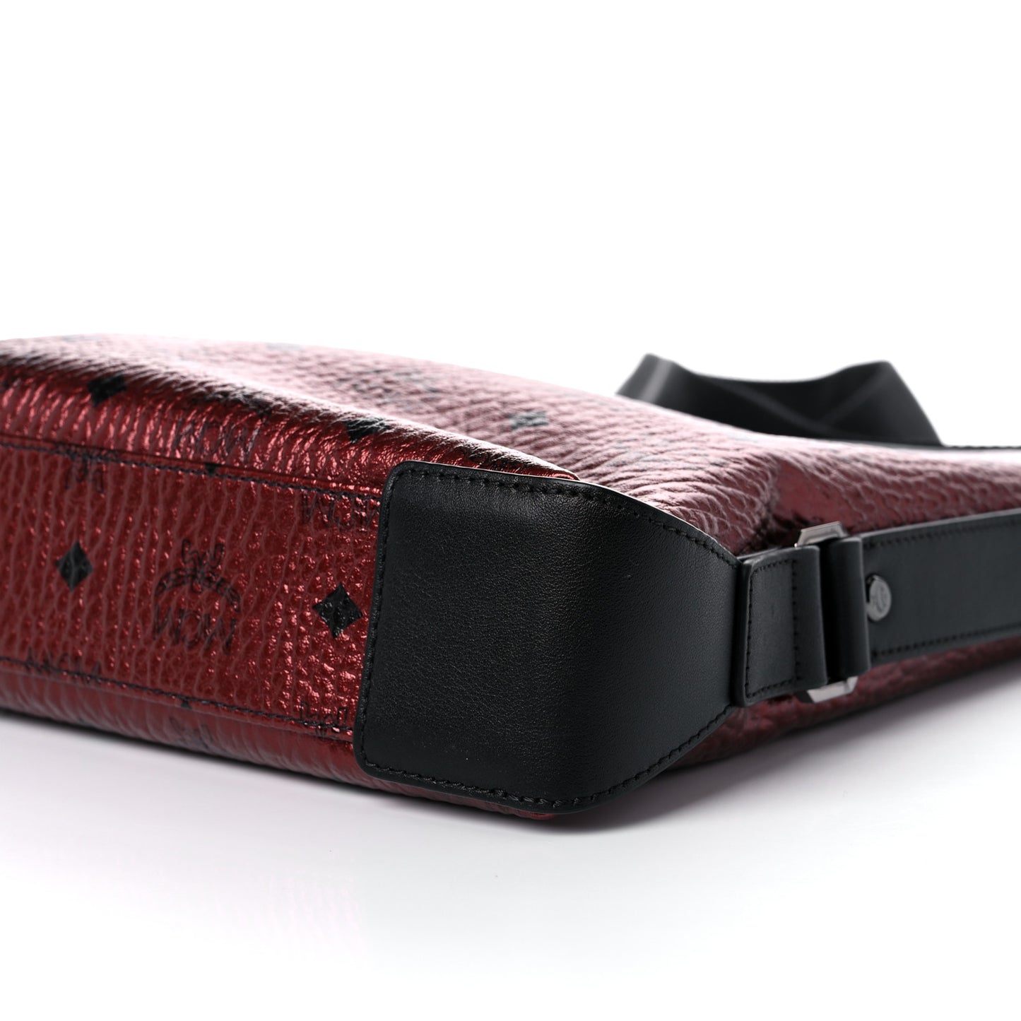 Metallic Visetos Messenger Scooter Red