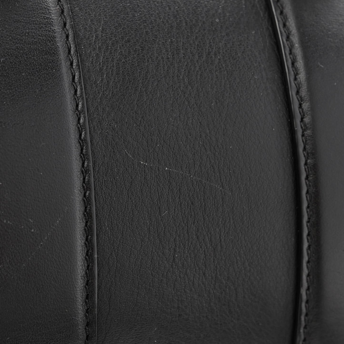 Calfskin Micro Lucrezia Black