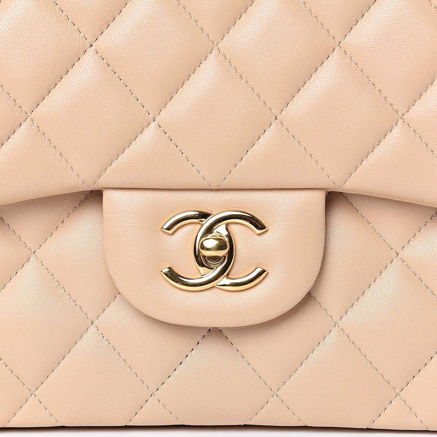 Lambskin Quilted Jumbo Double Flap Beige Clair