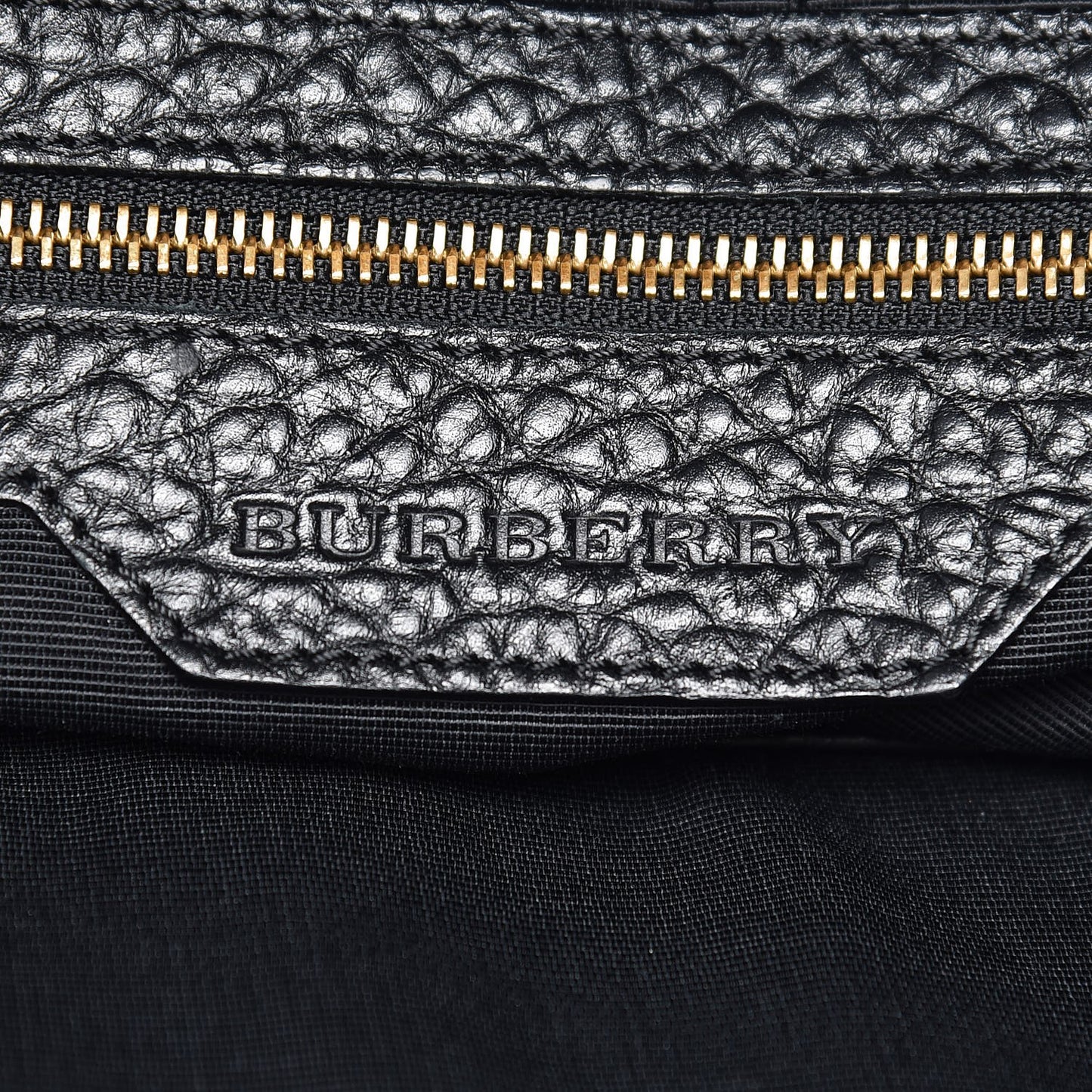 Heritage Grain Medium Lindburn Hobo Black