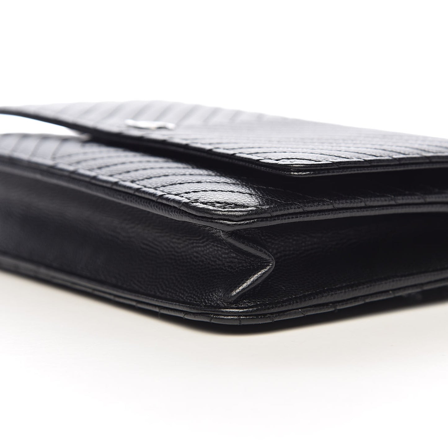 Caviar Chevron Quilted Wallet On Chain WOC Black