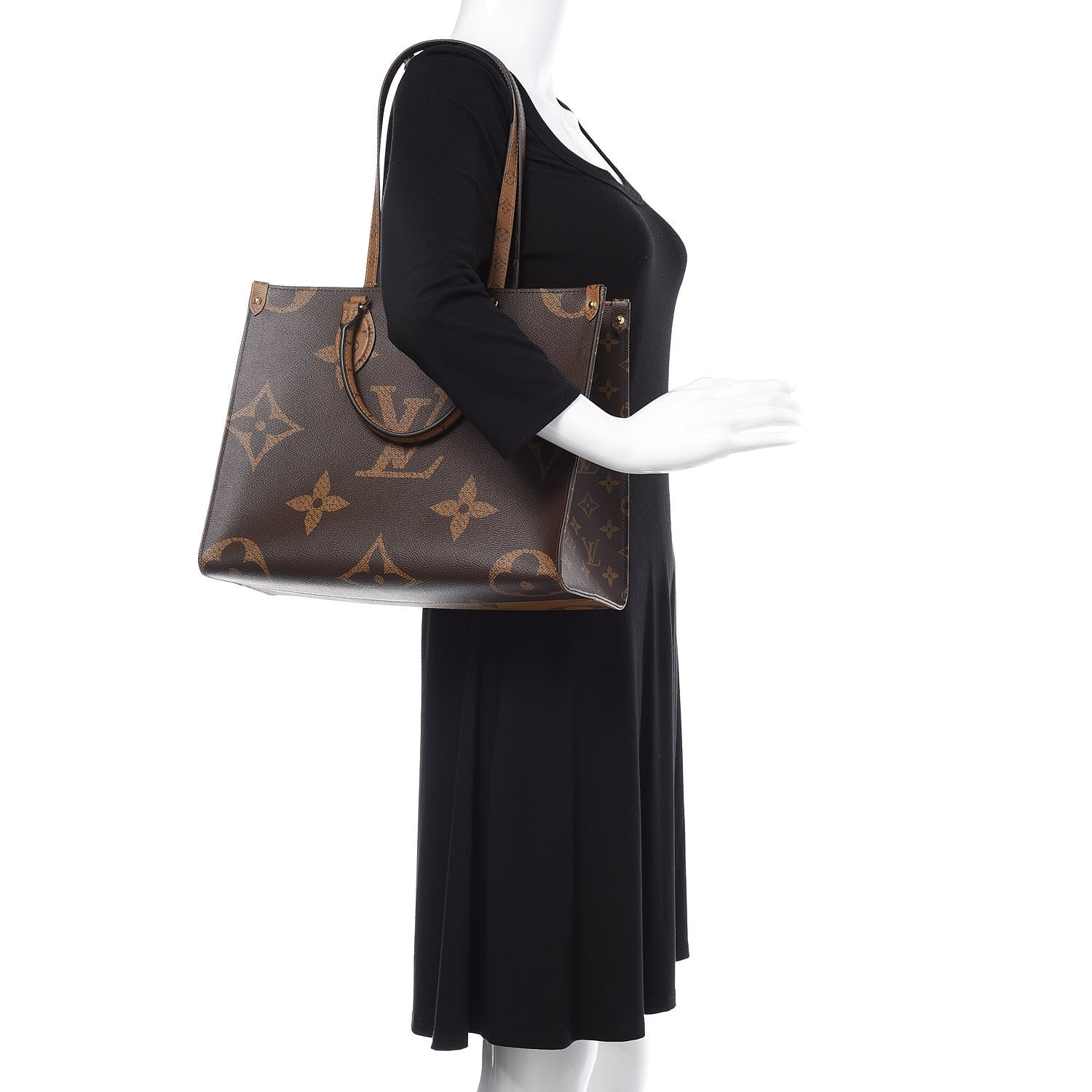 Louis Vuitton Reverse Monogram Giant Onthego MM 2 of 8