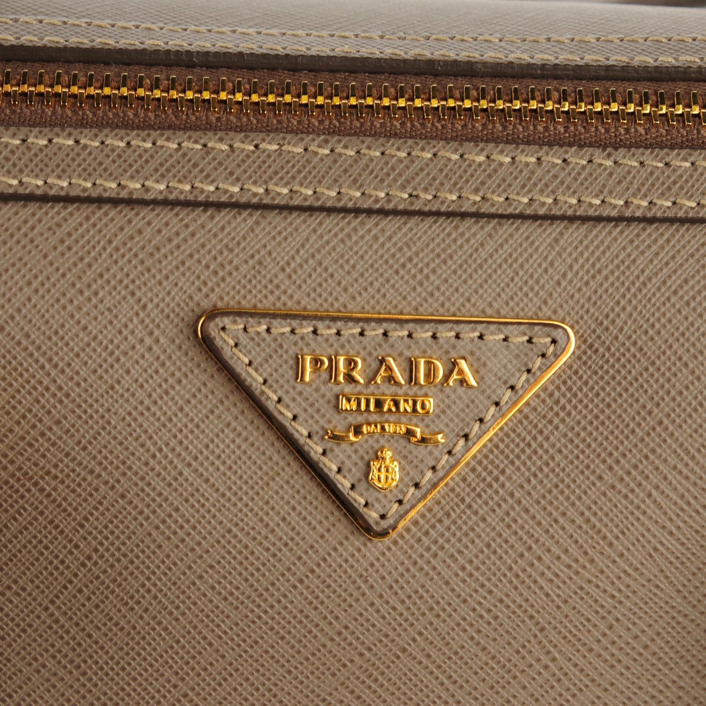 Saffiano Lux Bowler Argilla