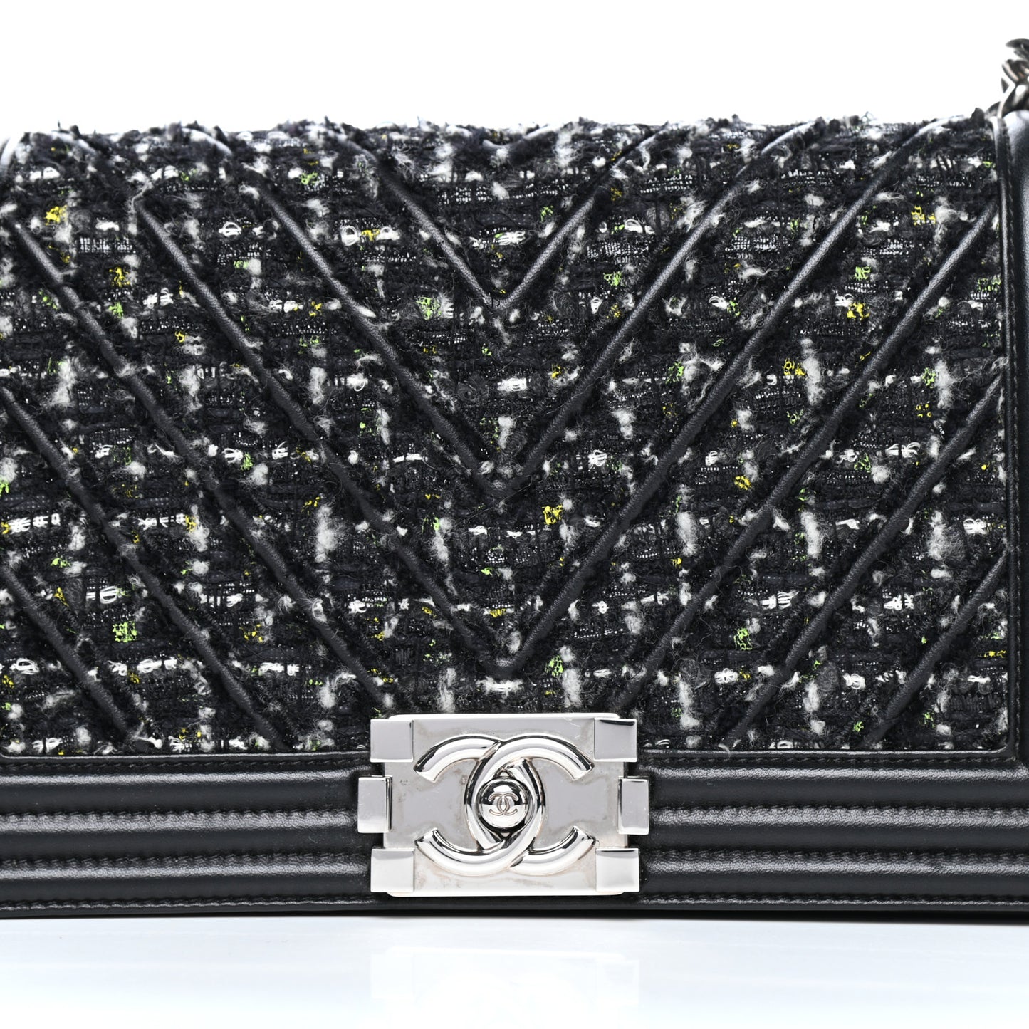 Lambskin Tweed Woven Medium Chevron Boy Flap Black