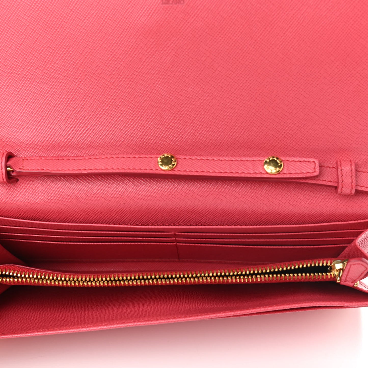 Saffiano Metal Oro Chain Wallet Peonia