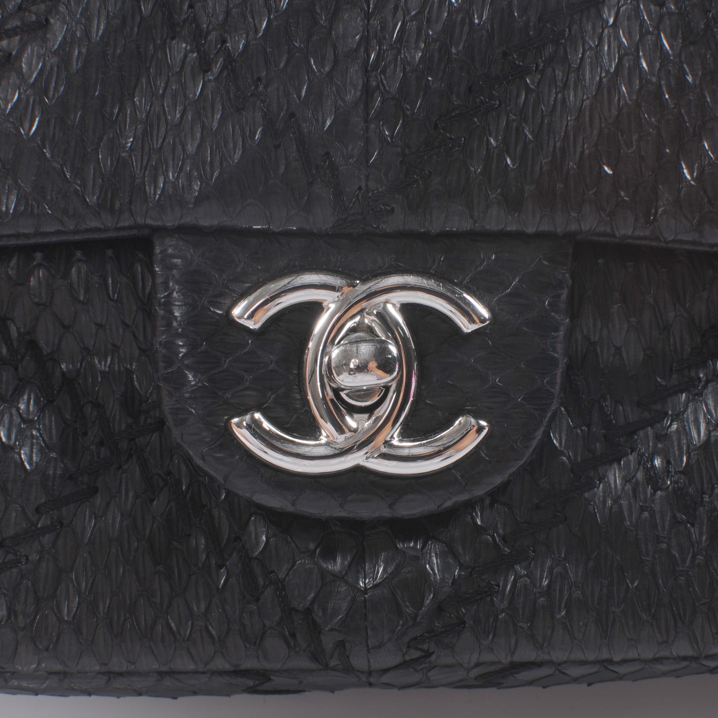 Python Ultimate Stitch Flap Black