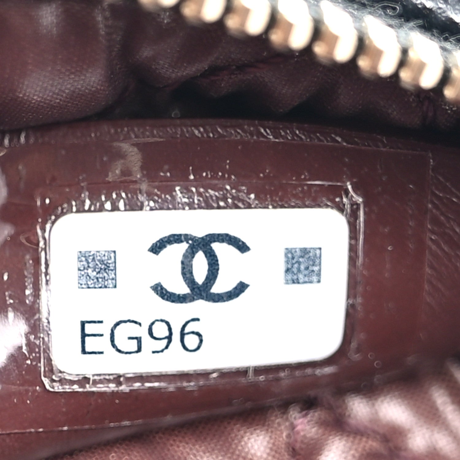 Chanel Caviar Quilted Toiletry Case With Chain Black 7 of 8