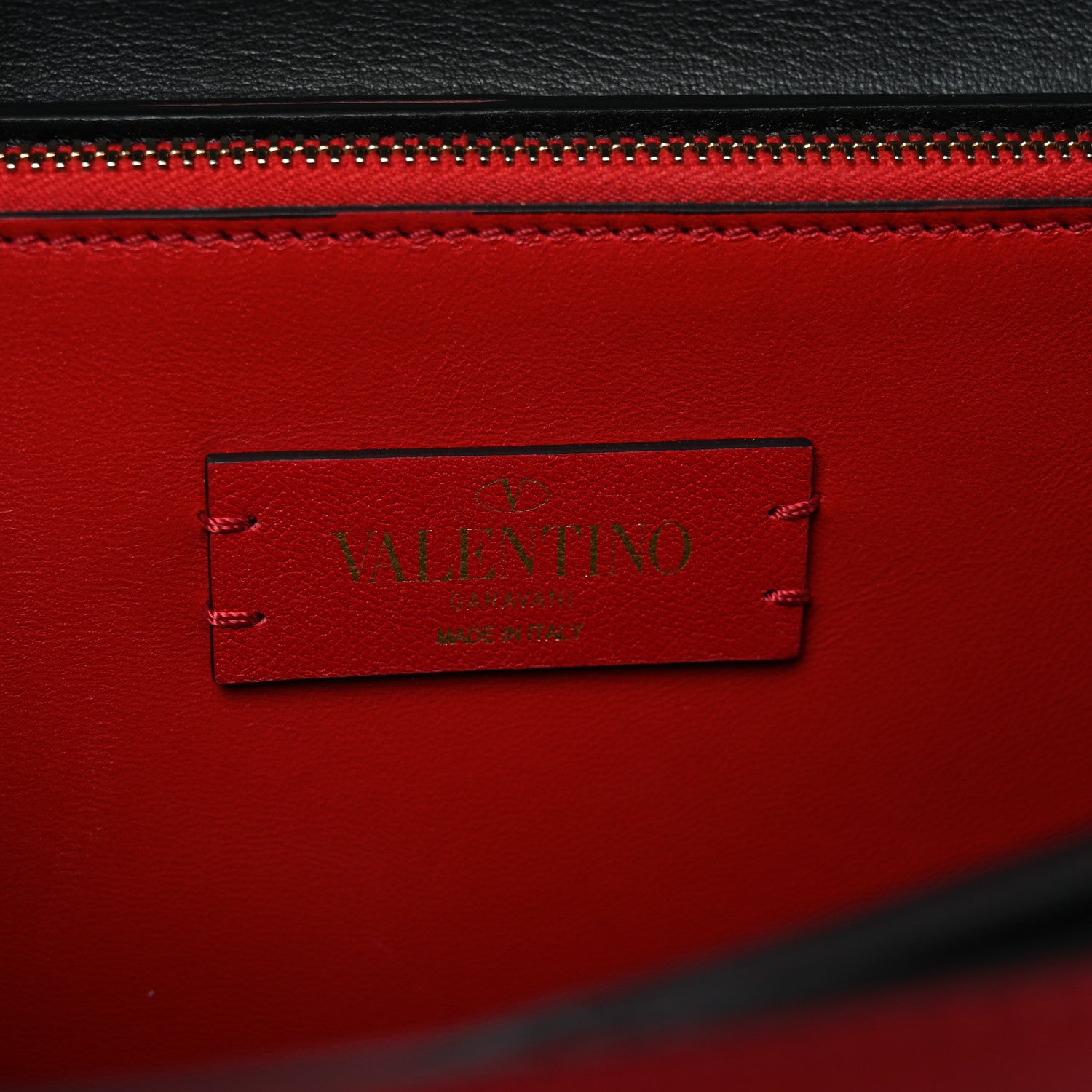 Valentino Garavani Calfskin Medium Vring Shoulder Bag Rouge 6 of 9