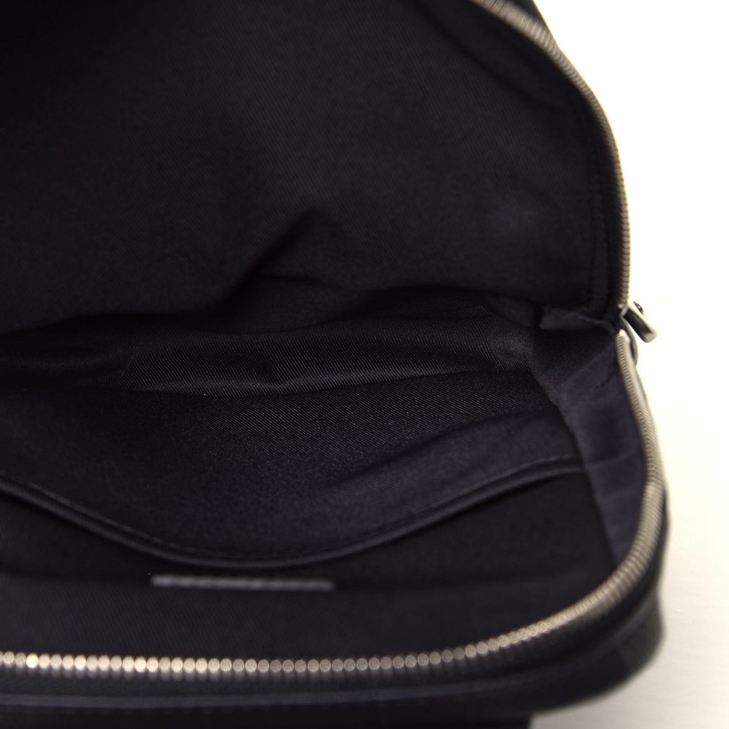 Damier Infini Avenue Sling Bag Onyx