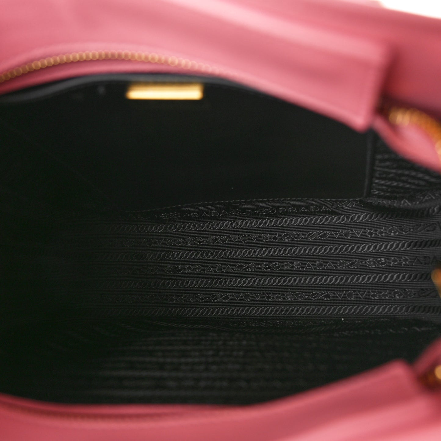 Saffiano Lux Metropolis Tote Petalo