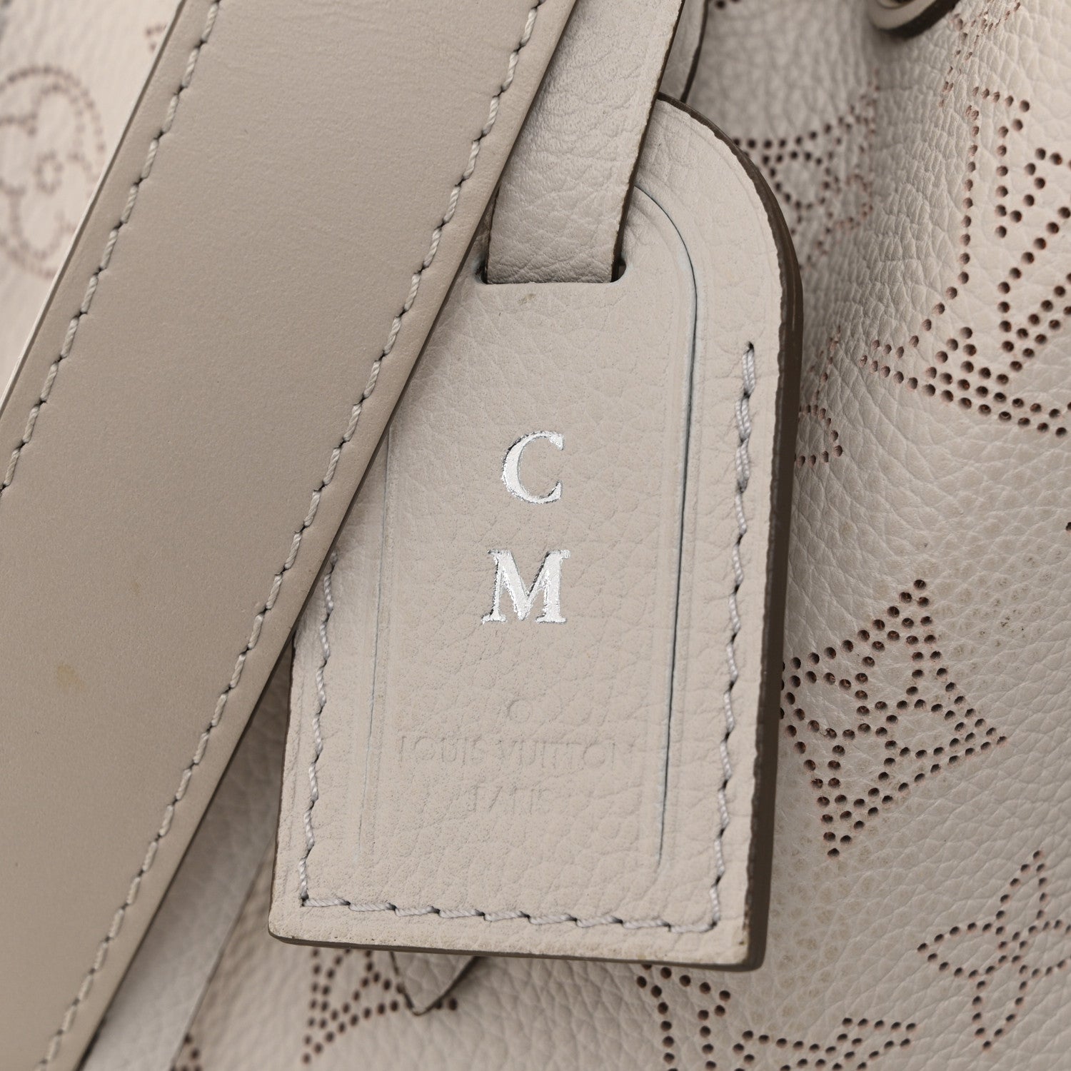 Louis Vuitton Mahina Muria Brume 10 of 10