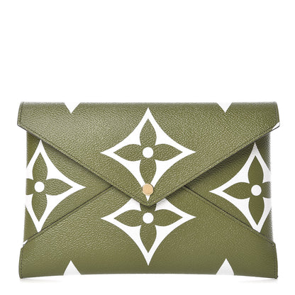 Louis Vuitton Monogram Giant Kirigami Pochette Set 3 of 13