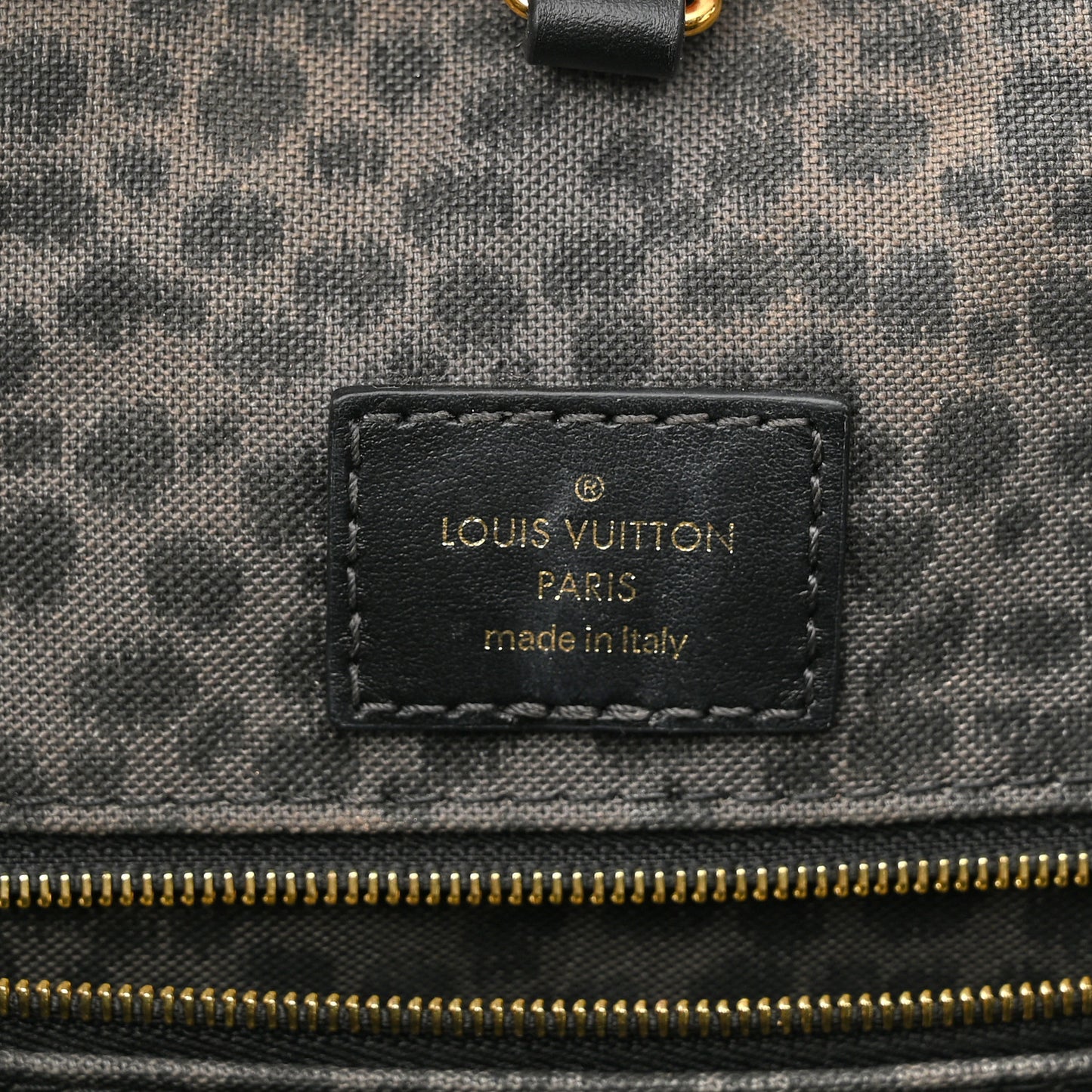 Monogram Giant Wild At Heart Onthego GM Black