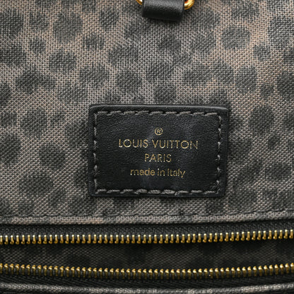 Louis Vuitton Monogram Giant Wild At Heart Onthego GM Black 6 of 9
