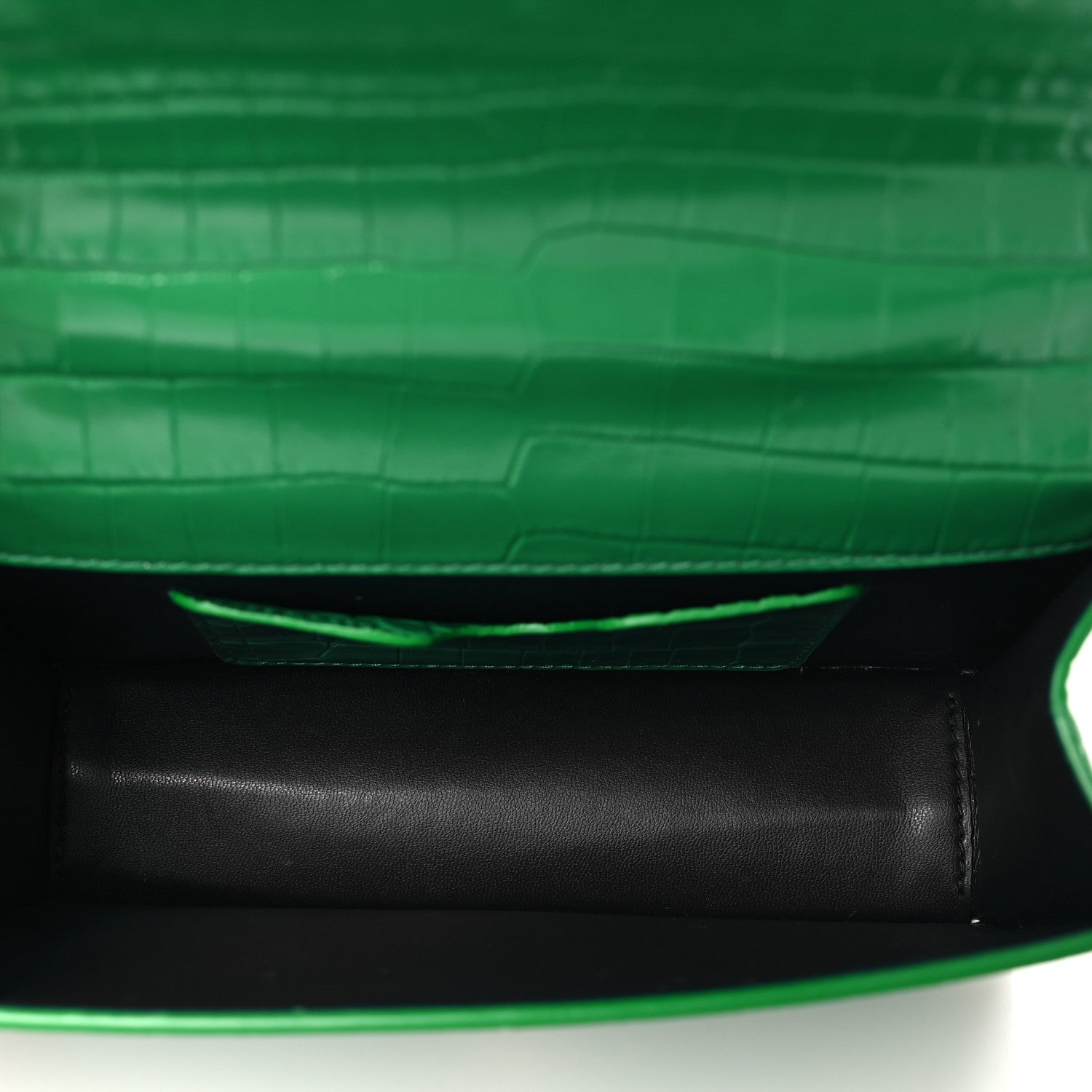 Alexander McQueen Calfskin Crocodile Embossed Knuckle Shoulder Bag Green 5 of 8