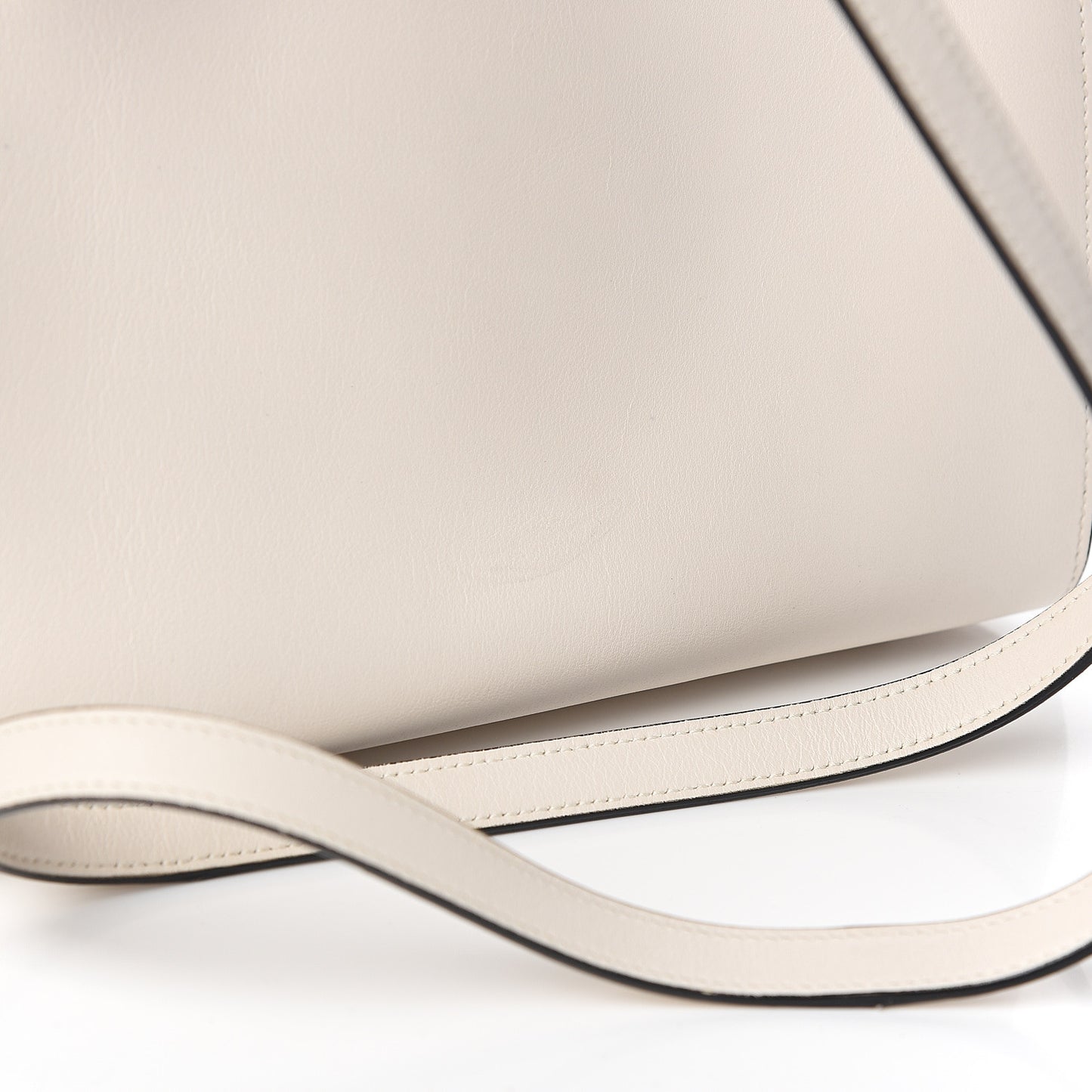 Smooth Calfskin Baby Cabas Monogram Dove White