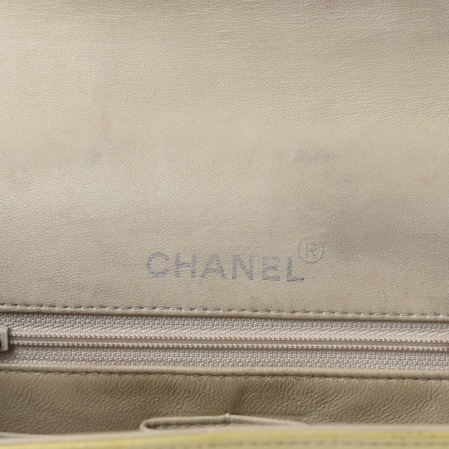 Patent Quilted Small Flap Beige