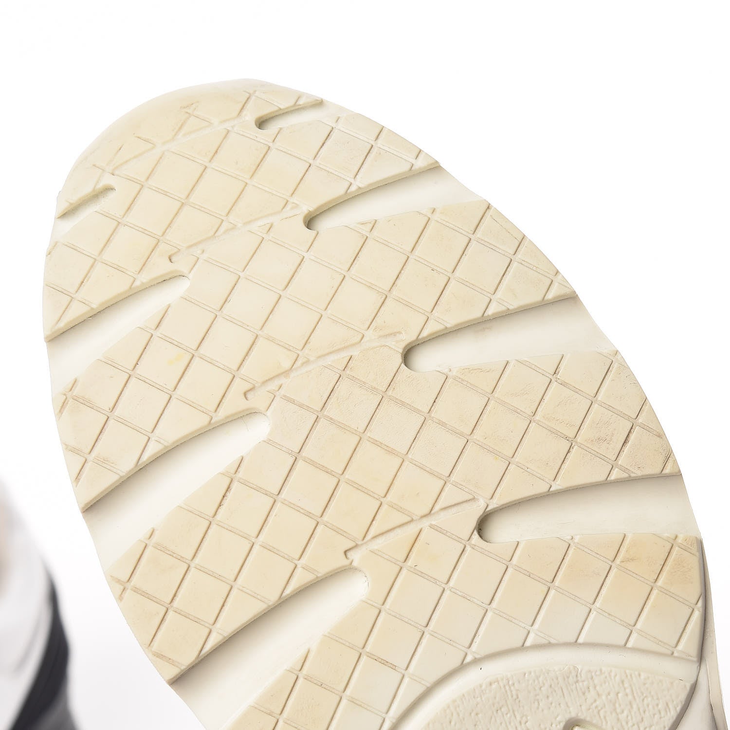 Chanel Calfskin Laminated Womens CC Sneakers 38 White Black 14 of 18