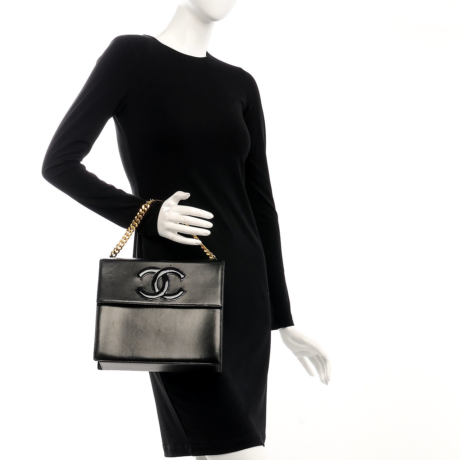 Chanel Lambskin Patent CC Flap Bag Black 2 of 9