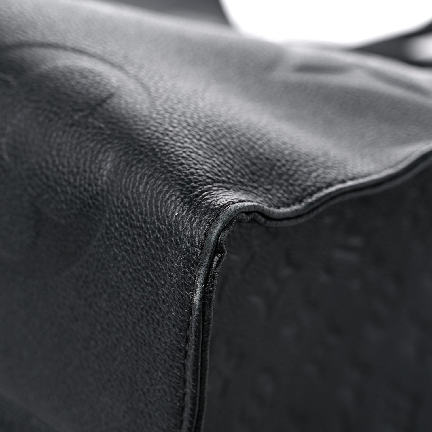 Louis Vuitton Empreinte Monogram Giant Onthego GM Black 8 of 13