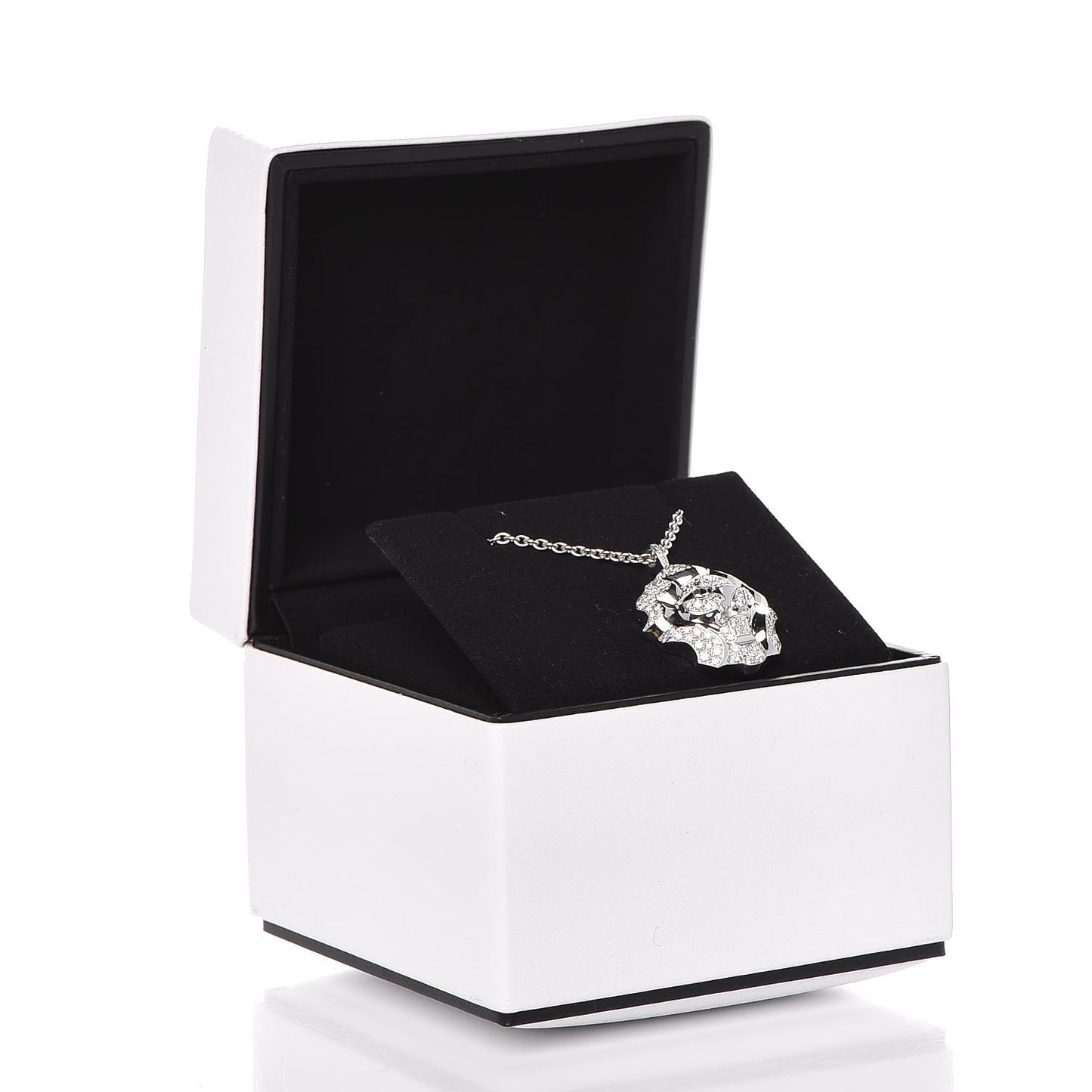 18K White Gold Diamond Sous Le Signe du Lion Pendant Necklace